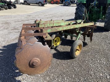 Main image John Deere 220